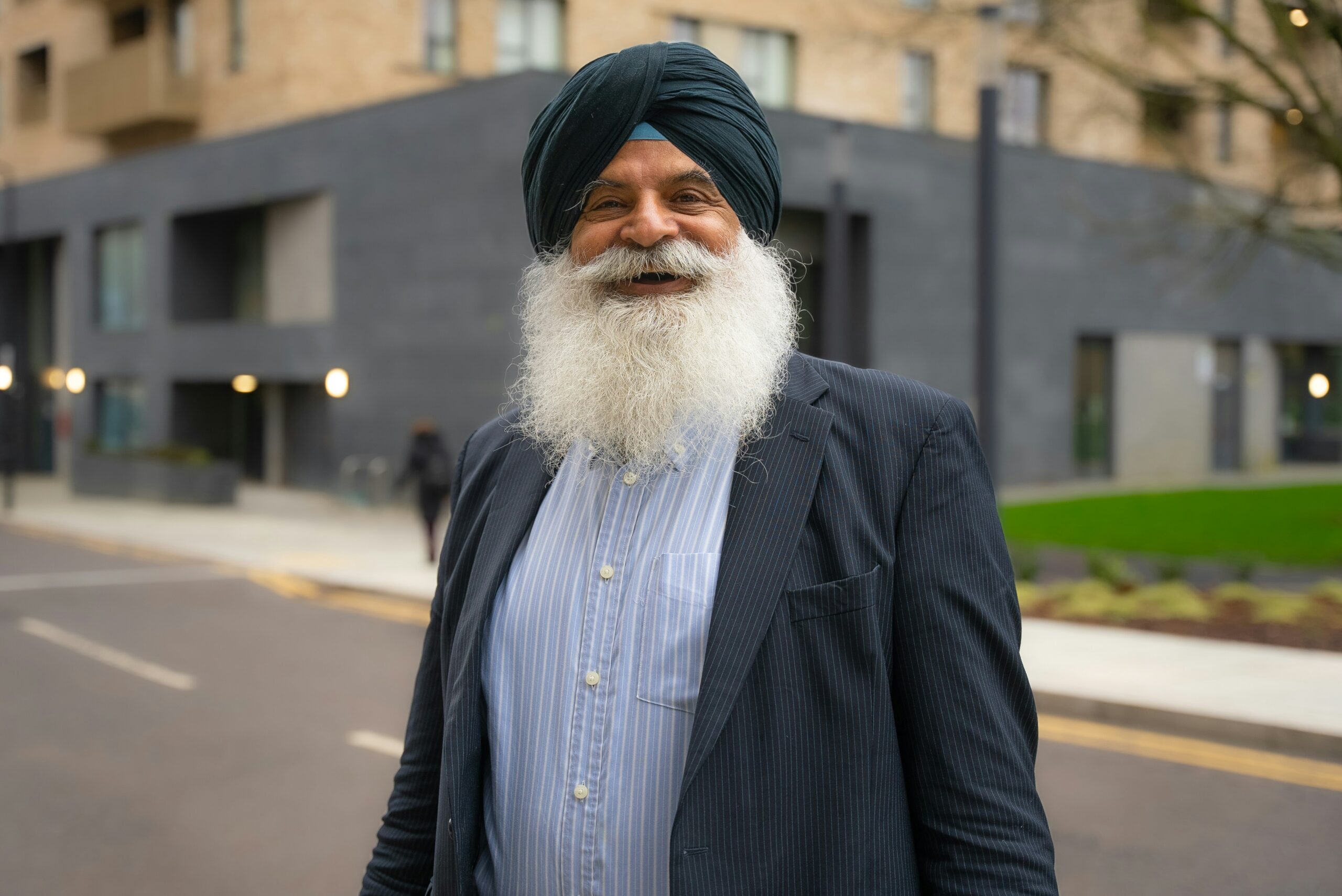 Dietitian and client in a friendly nutrition consultation